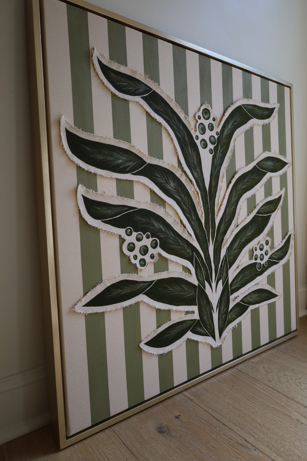 green stripe